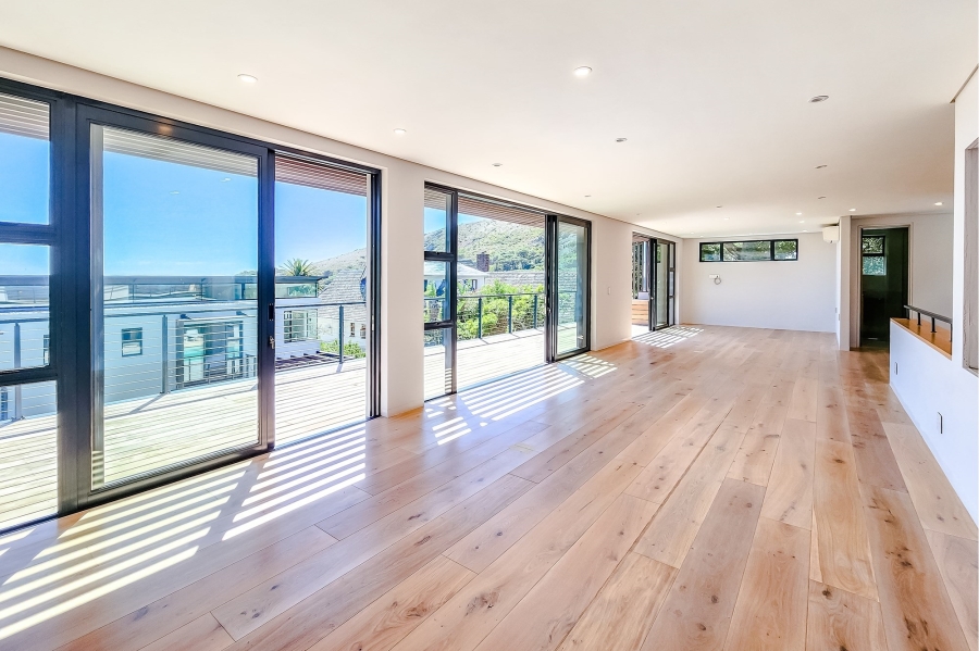 6 Bedroom Property for Sale in Camps Bay Western Cape